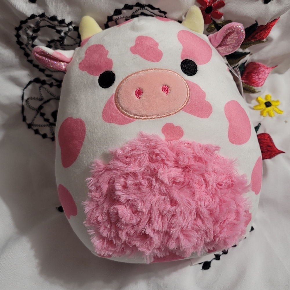 BNWT 8" Valentine's 2023 Evangelica Pink Cow Squishmallow